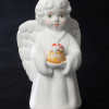 Скульптура гипсовая 'Ангел Хранитель с Пасхой'